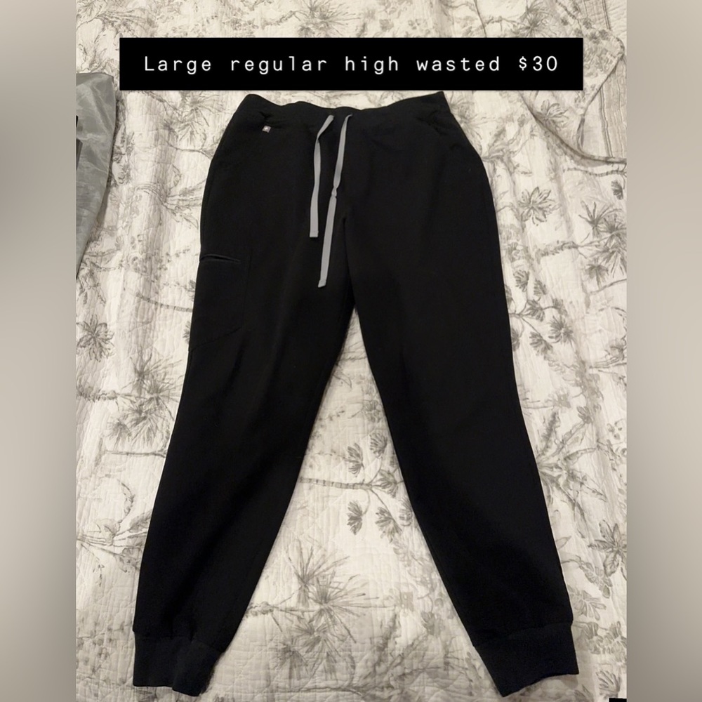 Black Fig scrub pants